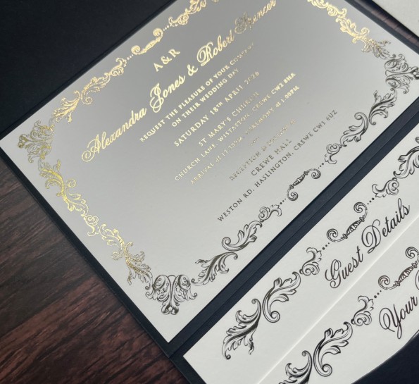 Scallop Black & Gold