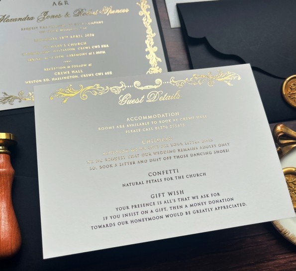 Scallop Black & Gold