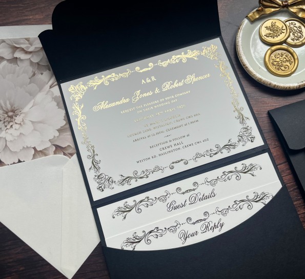 Scallop Black & Gold