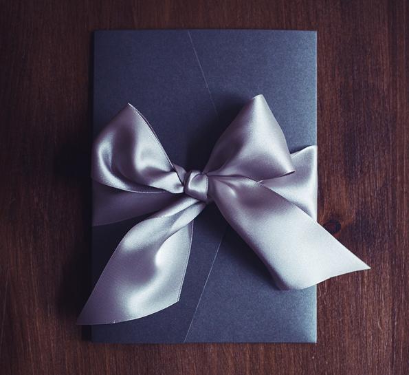 Colour Palette & Bow