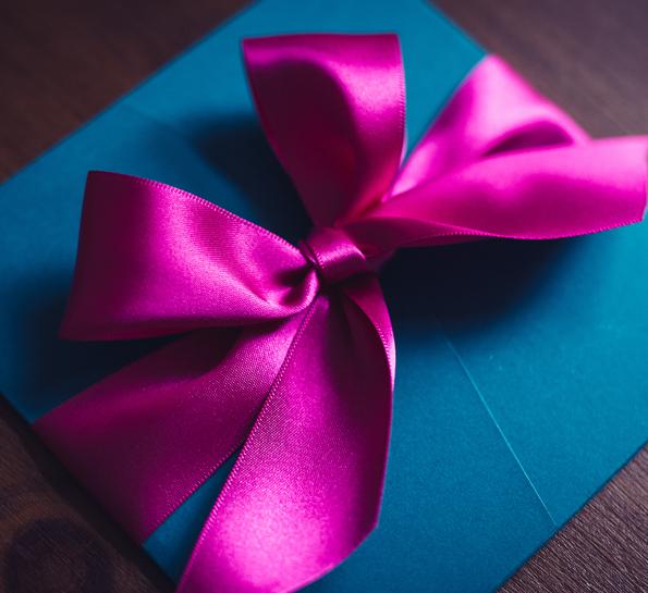 Colour Palette & Bow