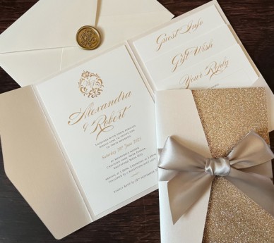 Champagne Gold Glitter Crest