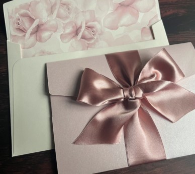 Lush Bow & Roses